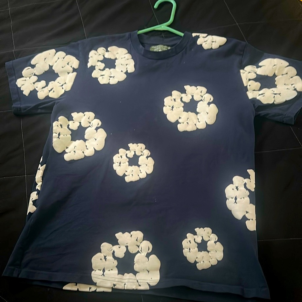 Short sleeve shirt